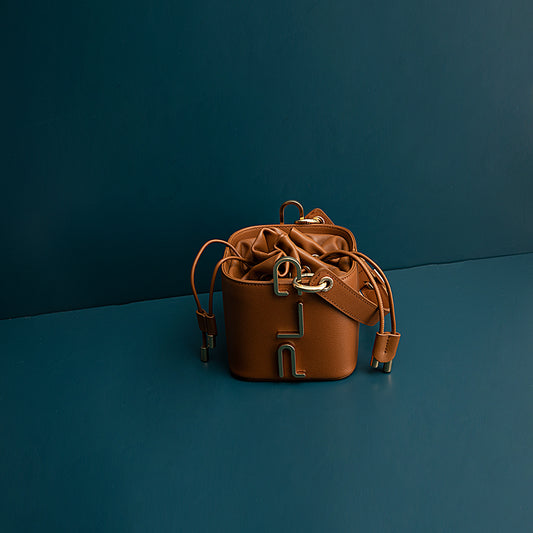 Genuine Leather Ladies Single Compartment Bucket Bag