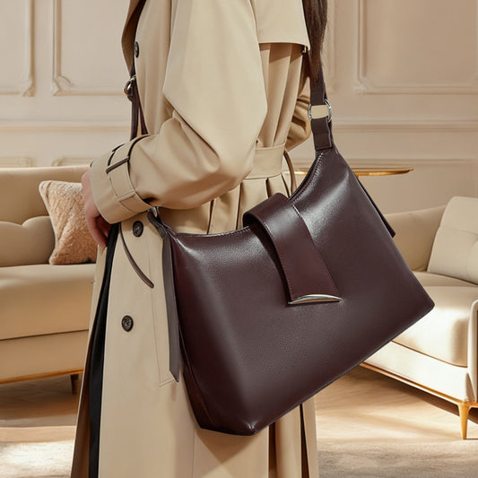 Dame des Sacs Exceptional Genuine Leather Crossbody Shoulder Bag