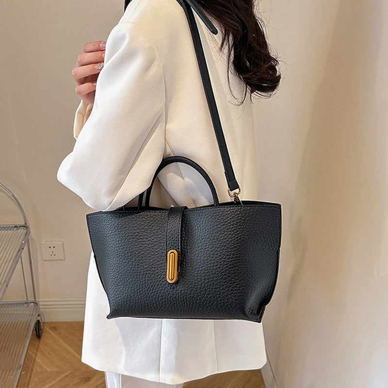 Heart Stopping Designer Look Shoulder Bag, Zipper Bucket Bag, High Capacity Totes