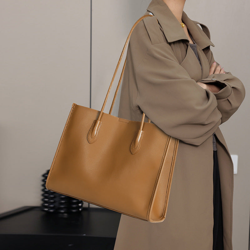 Jolie Fille Genuine Leather Commuter Tote Bag