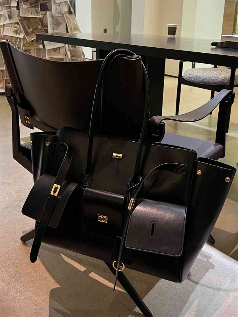 Elite Series 3 Large Capacity Commuter Shoulder Tote Bag