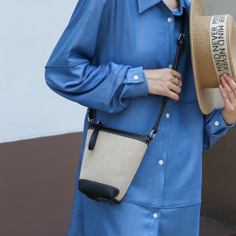Ladies Leather Crossbody Phone Bag