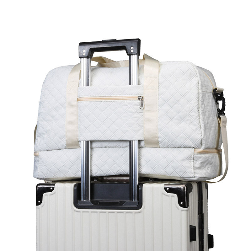 TRAVEL TOTES