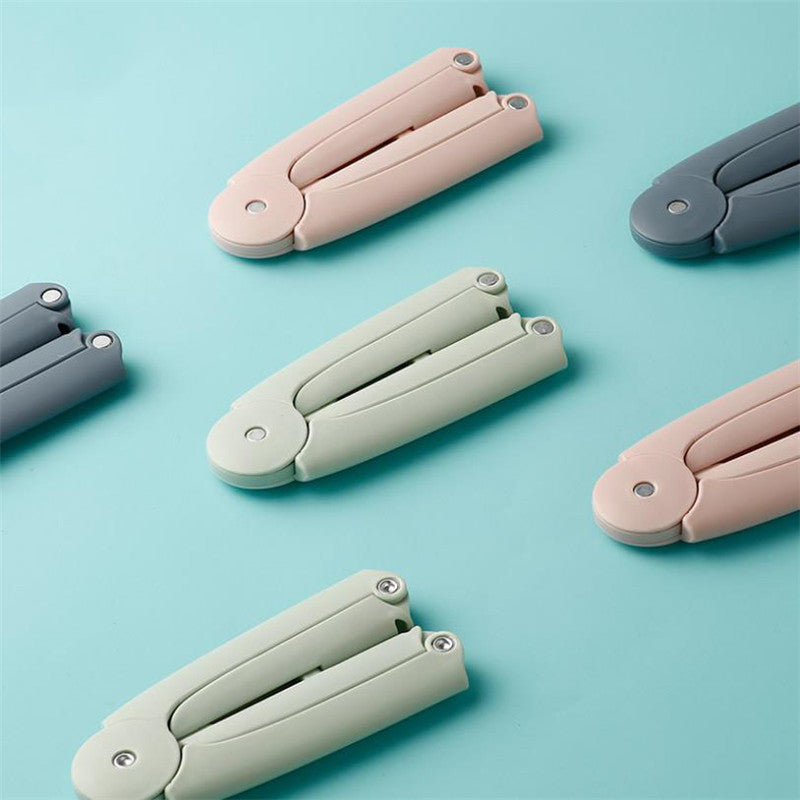 Packer Mini Travel Folding Hanger