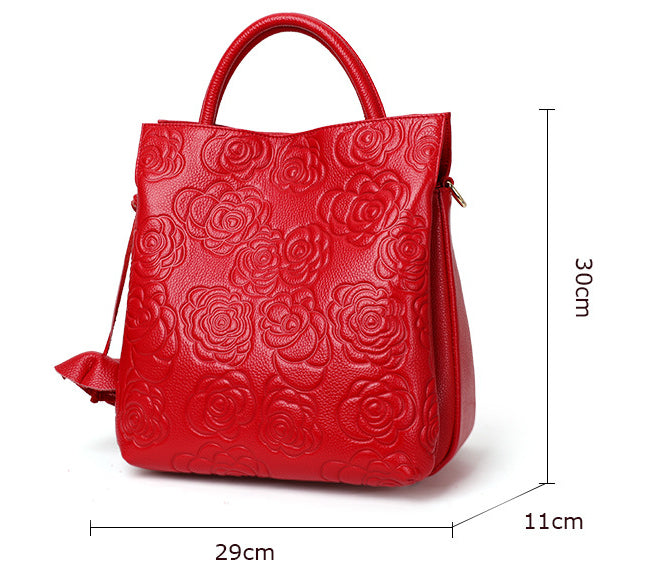 Exceptional DELTA RED Ladies Genuine Leather Hand Bag