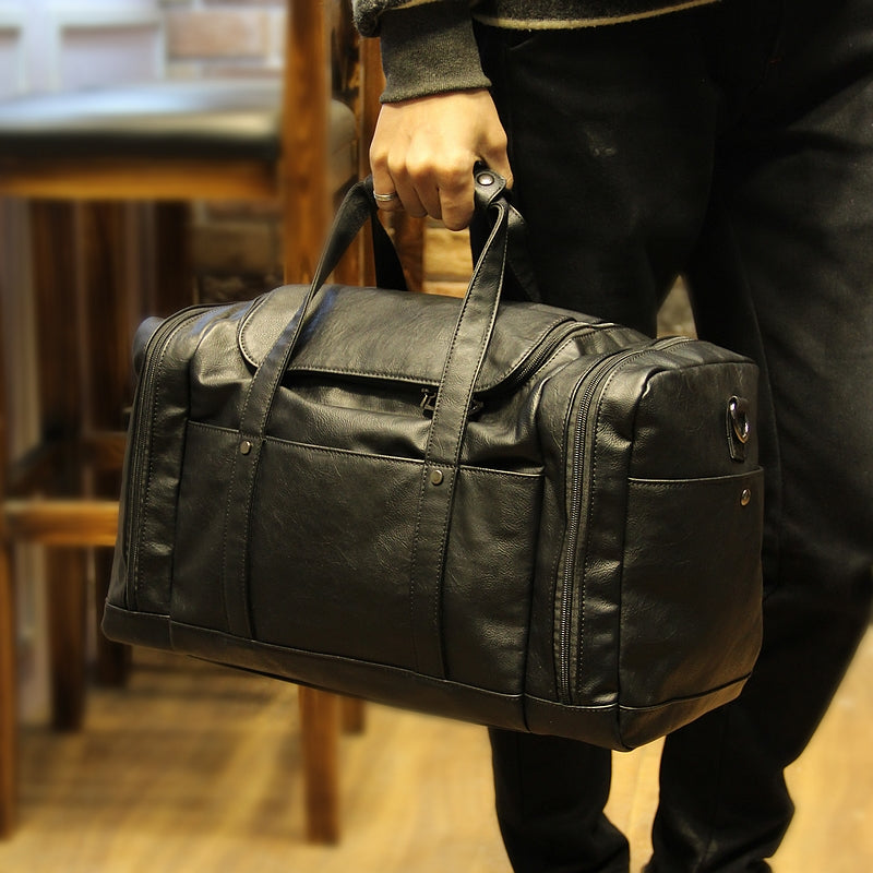 Sporty Men's Leather Duffle Bag