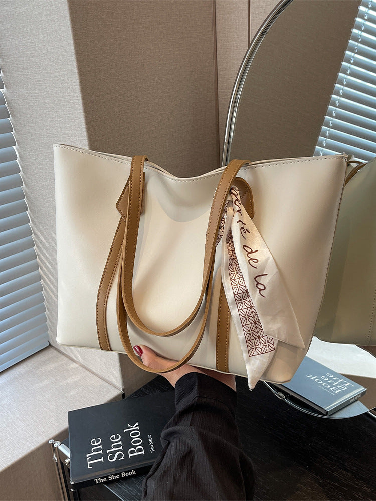 Latte Designer Style Large Capacity Tote