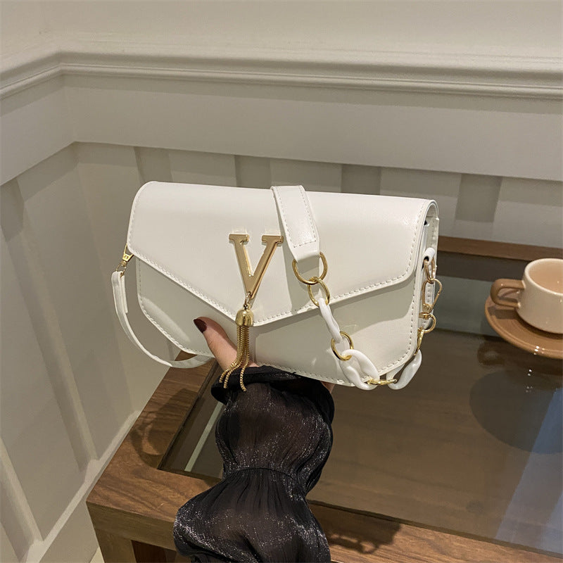 Signature V Series Fashionable Women's Shoulder Handbag