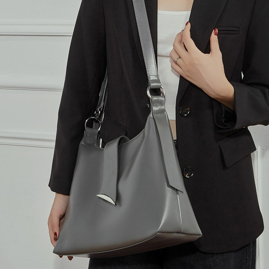 Dame des Sacs Exceptional Genuine Leather Crossbody Shoulder Bag