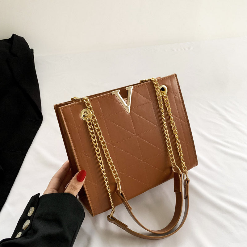 Signature V New Style Popular Handbag