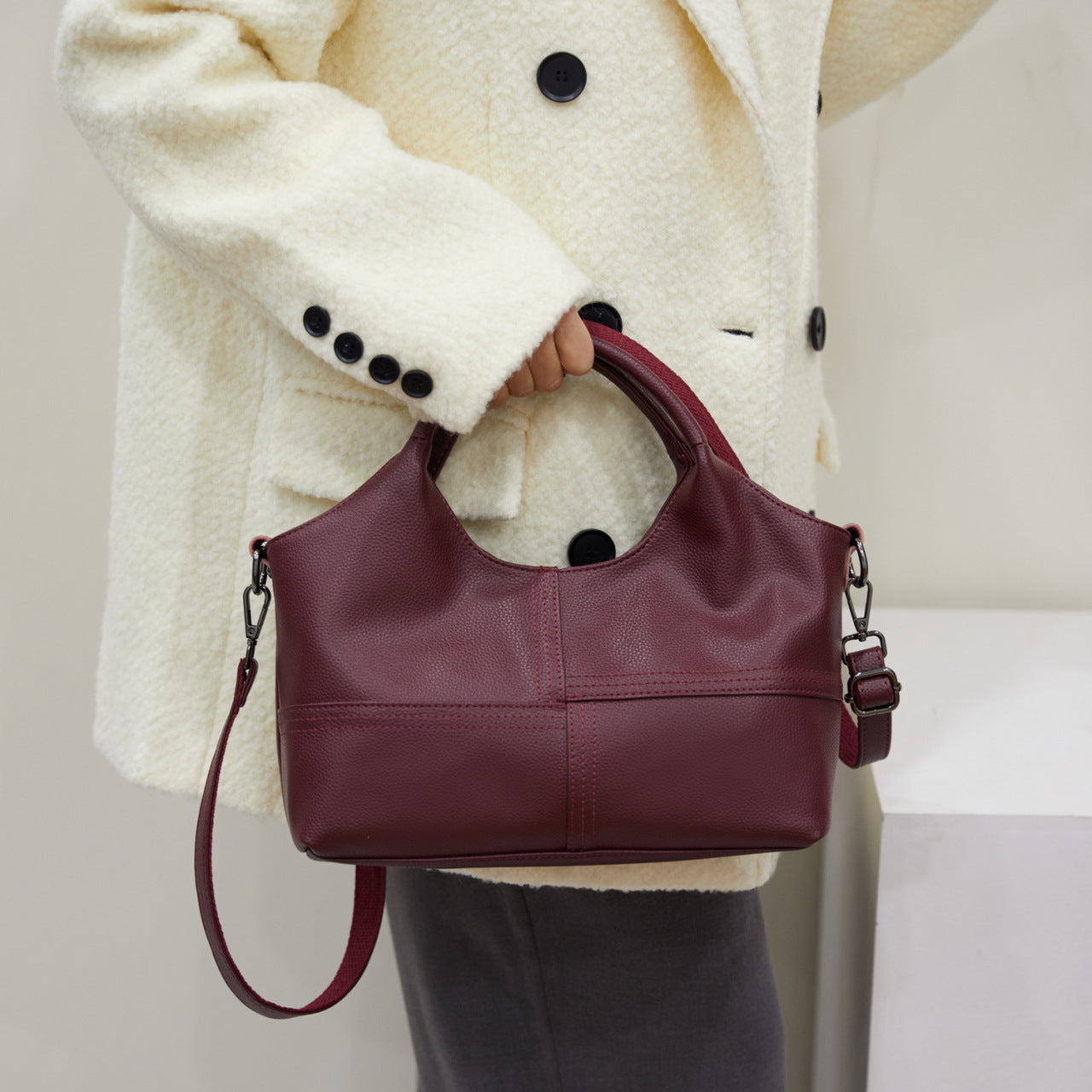 FIGLIA DELLA MADRE Large Capacity Advanced Texture Handbags