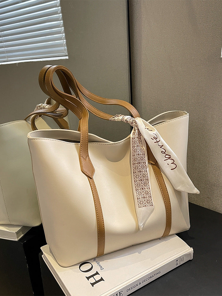 Latte Designer Style Large Capacity Tote