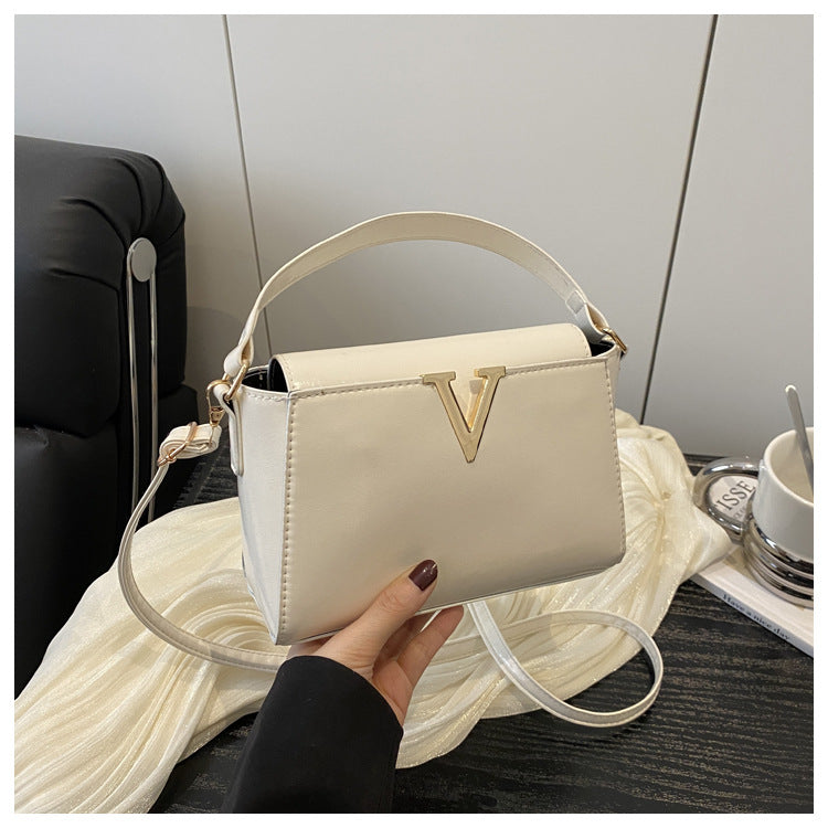 Signature V Series II Single-shoulder Handbag