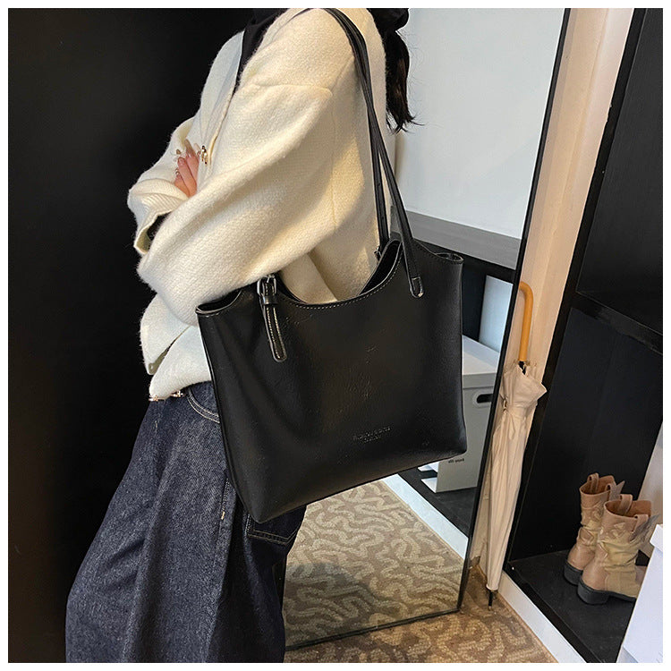 Commuter Shoulder Bag