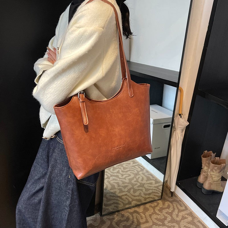 Commuter Shoulder Bag