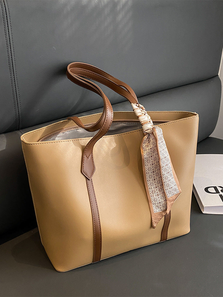 Latte Designer Style Large Capacity Tote