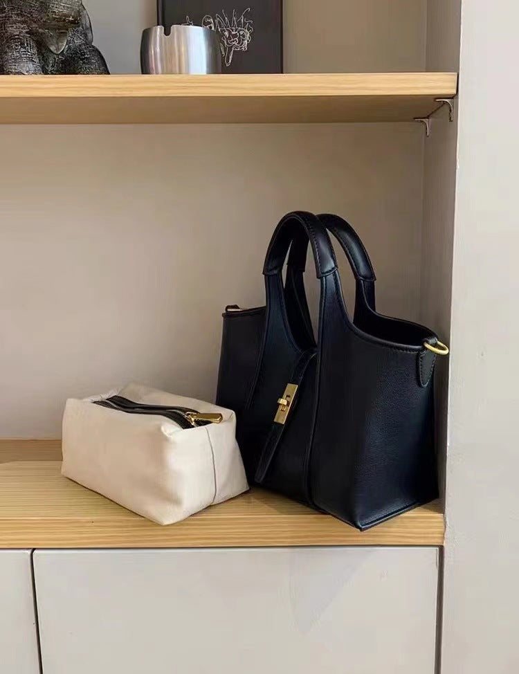 Basket Leather Commuter Handbag