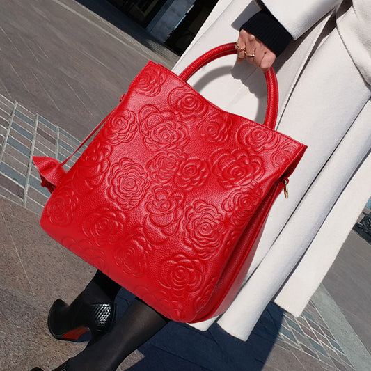Exceptional DELTA RED Ladies Genuine Leather Hand Bag